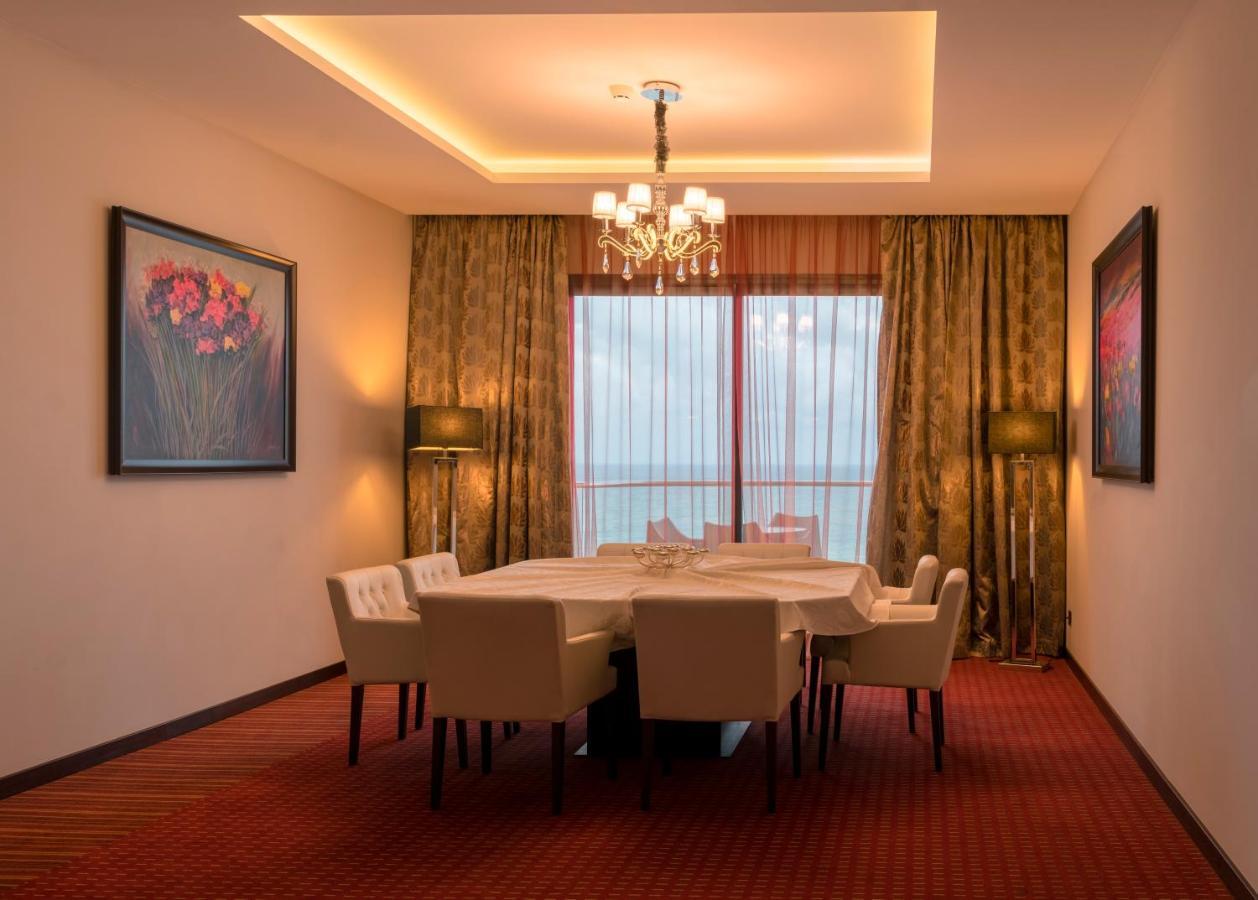 Royal Tulip Skikda Filfila Екстериор снимка